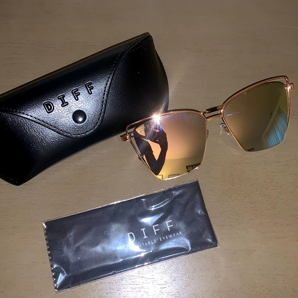 New Diff Sunglasses! Case Included! - image 1